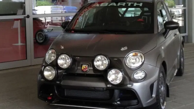 Abarth 695 Biposto R, apripista del Rally d'Italia-Sardegna 2015