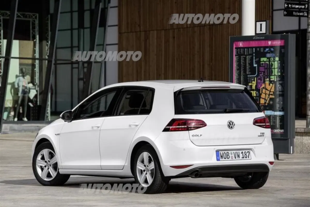 Volkswagen Golf 1.0 TSI BlueMotion (11)