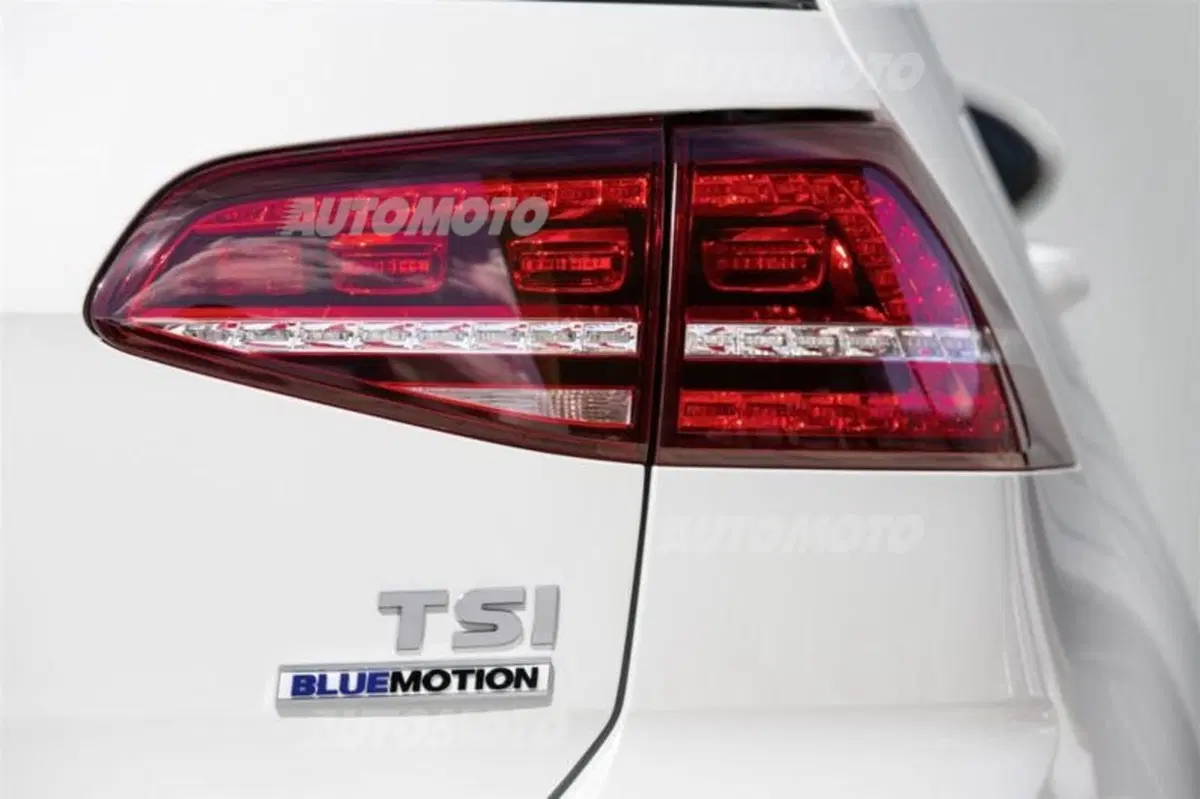 Volkswagen Golf 1.0 TSI BlueMotion (13)