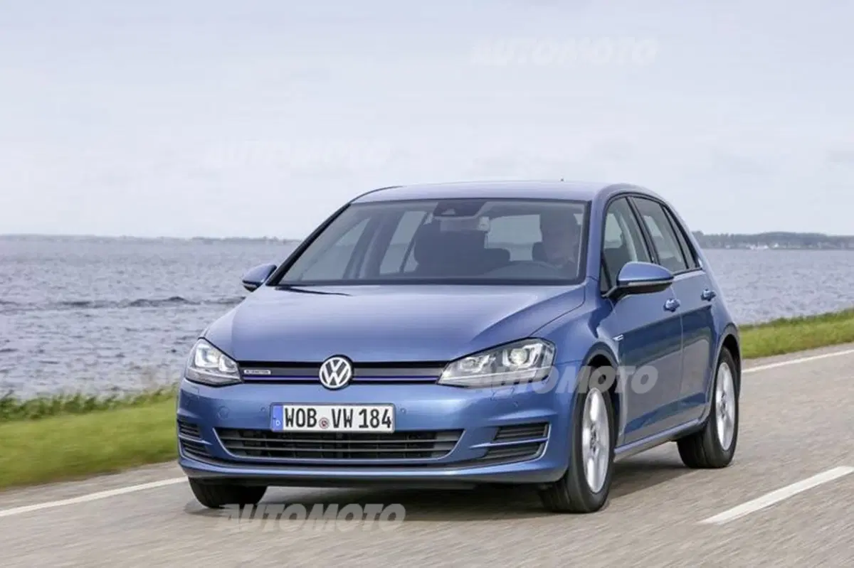 Volkswagen Golf 1.0 TSI BlueMotion (17)