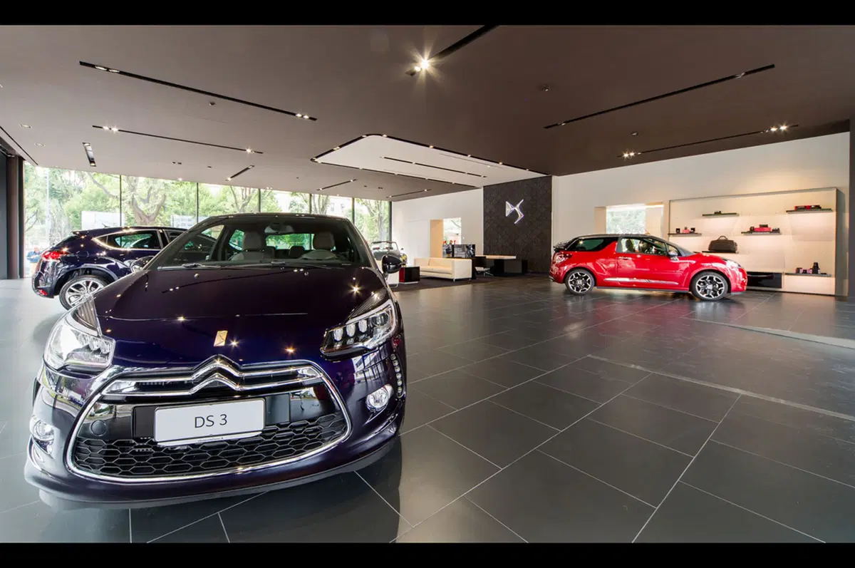 DS Store: a Milano il primo salone del marchio di lusso francese (6)