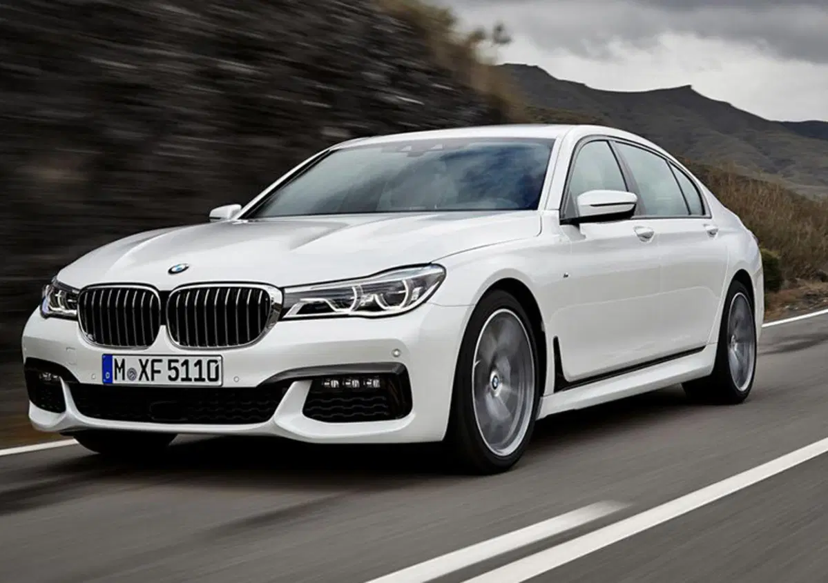 Nuova BMW Serie 7: ecco l'ammiraglia di Monaco