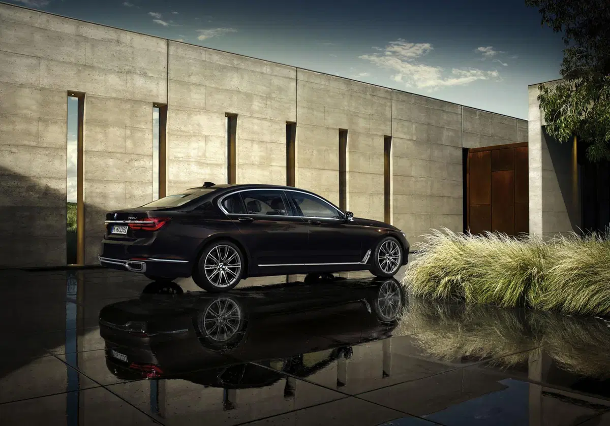 Nuova BMW Serie 7: ecco l'ammiraglia di Monaco (2)
