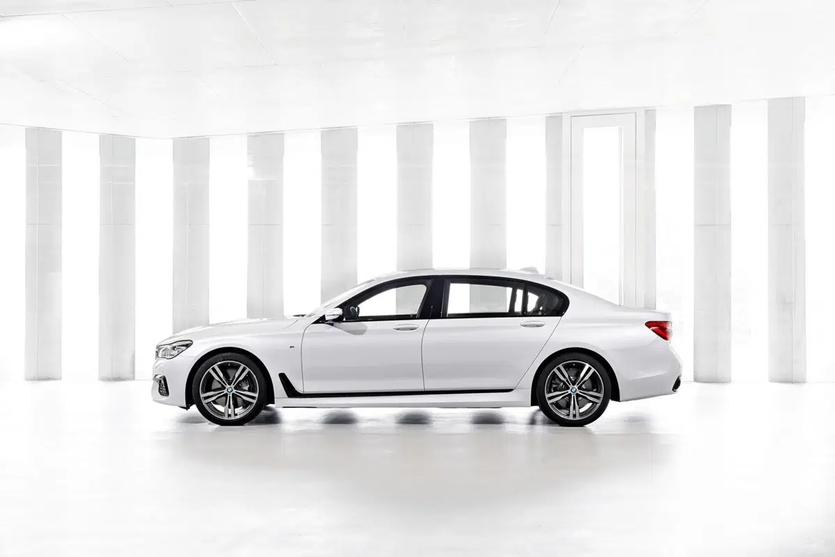 Nuova BMW Serie 7: ecco l'ammiraglia di Monaco (6)