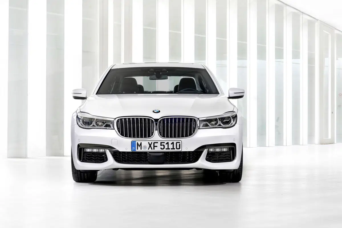 Nuova BMW Serie 7: ecco l'ammiraglia di Monaco (7)