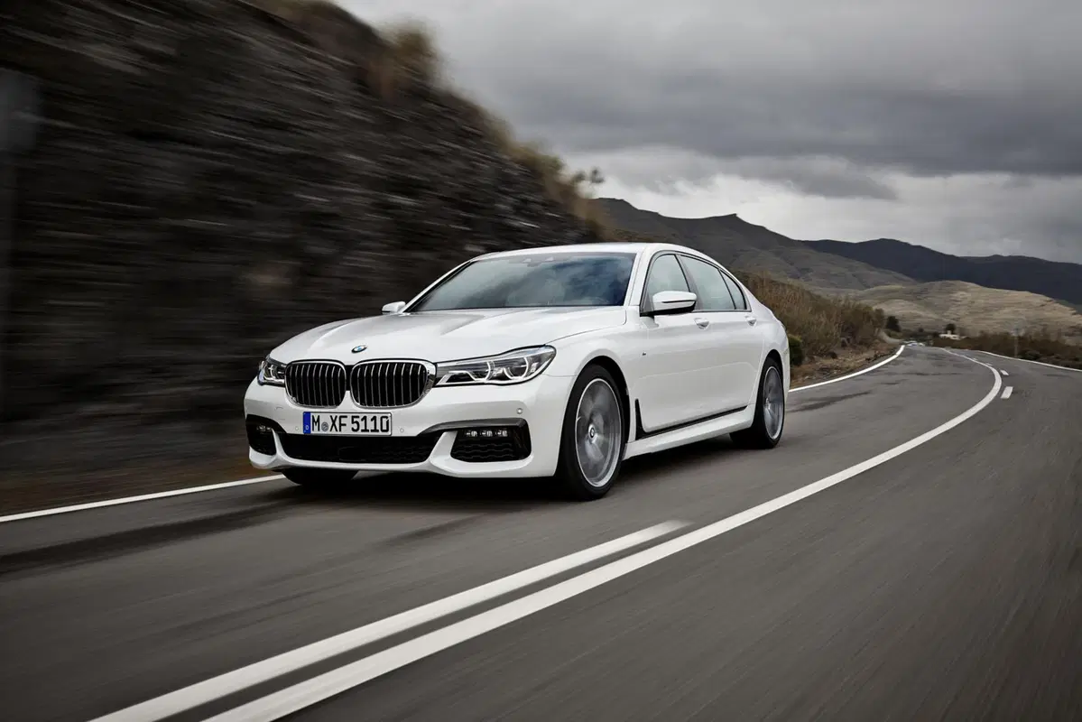 Nuova BMW Serie 7: ecco l'ammiraglia di Monaco (11)