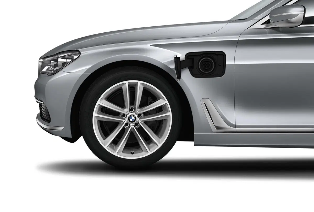 Nuova BMW Serie 7: ecco l'ammiraglia di Monaco (17)