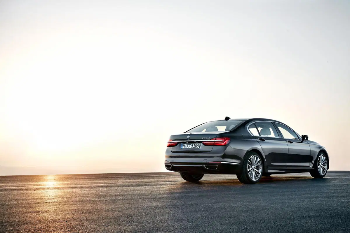 Nuova BMW Serie 7: ecco l'ammiraglia di Monaco (26)