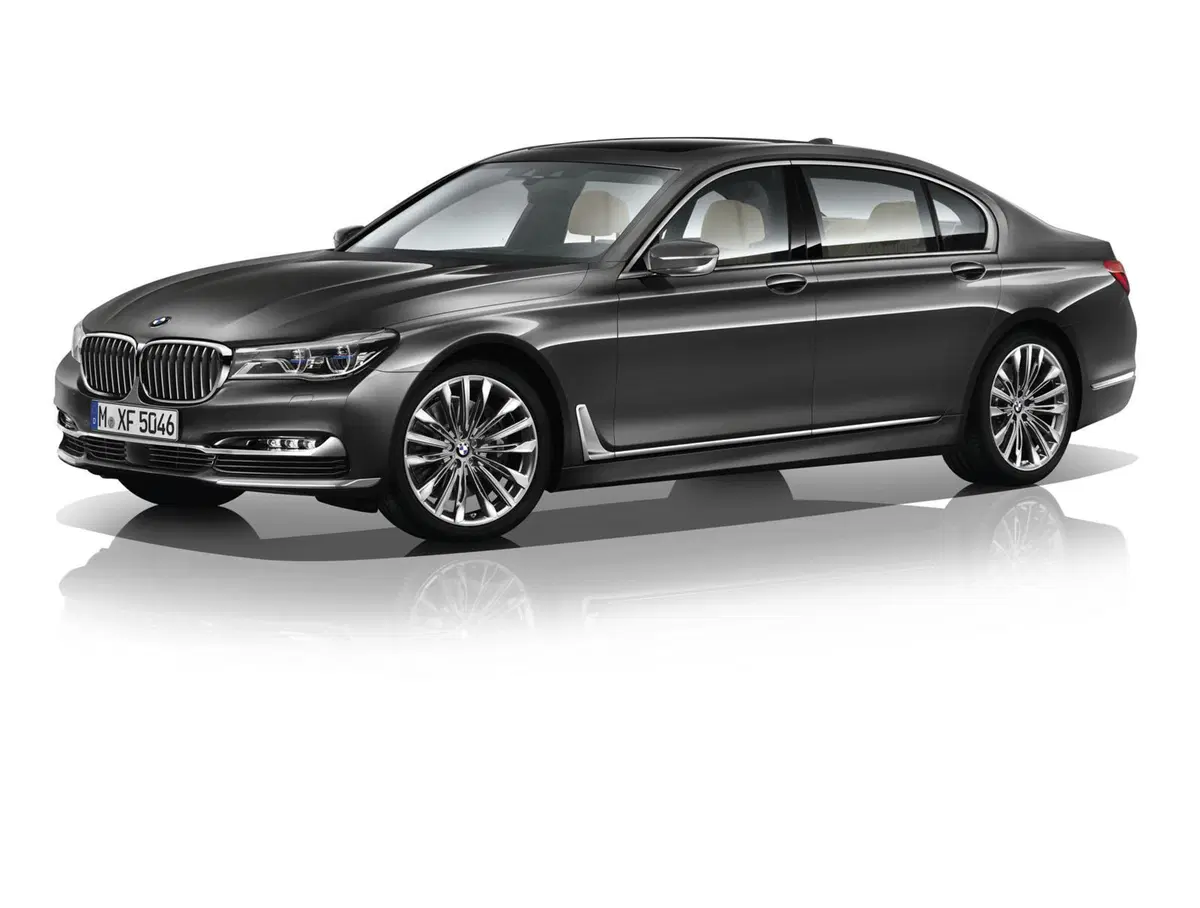 Nuova BMW Serie 7: ecco l'ammiraglia di Monaco (34)
