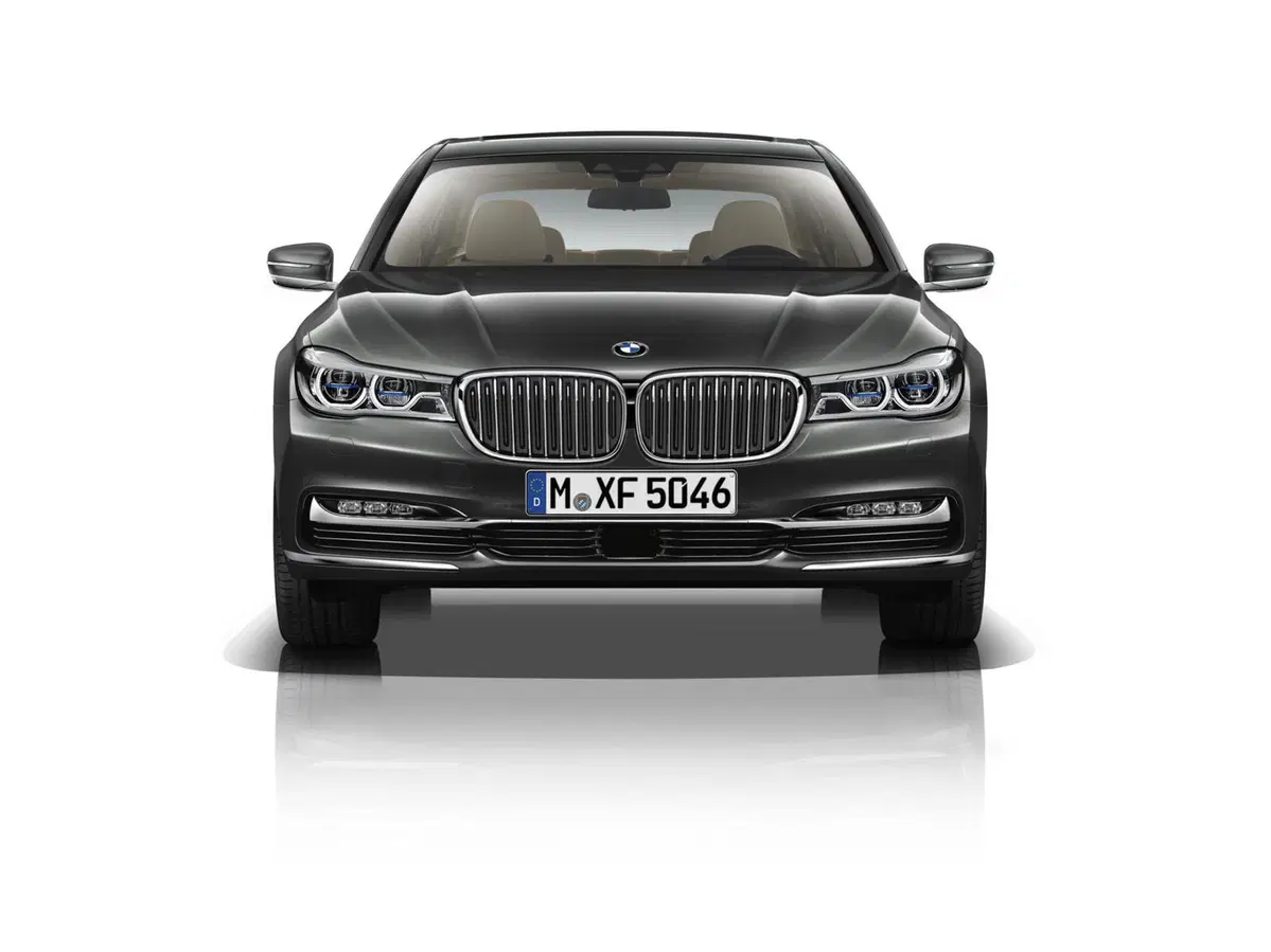 Nuova BMW Serie 7: ecco l'ammiraglia di Monaco (35)