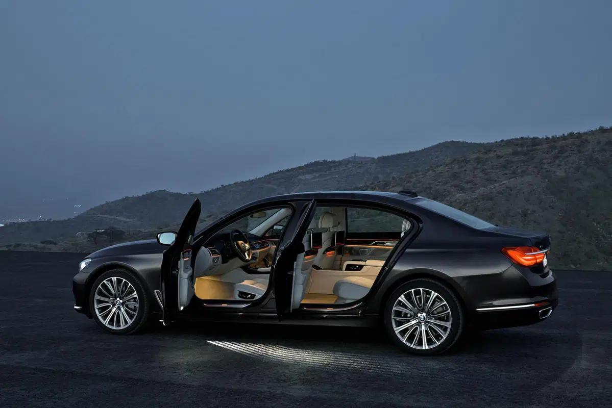 Nuova BMW Serie 7: ecco l'ammiraglia di Monaco (42)