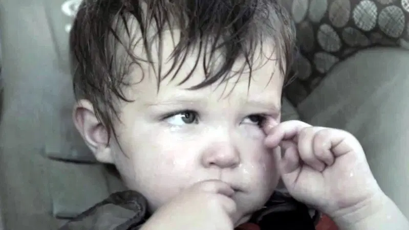 Estate, quando l'abitacolo diventa un killer di bambini: che fare?