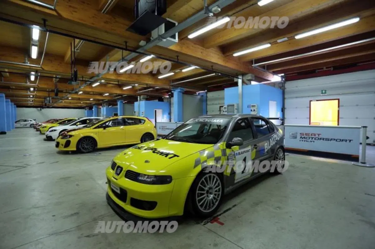 Seat Leon: Racing Inside (4)