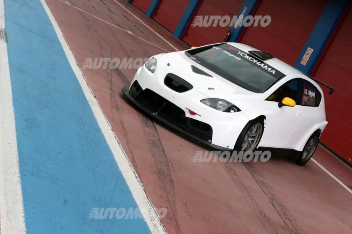 Seat Leon: Racing Inside (8)
