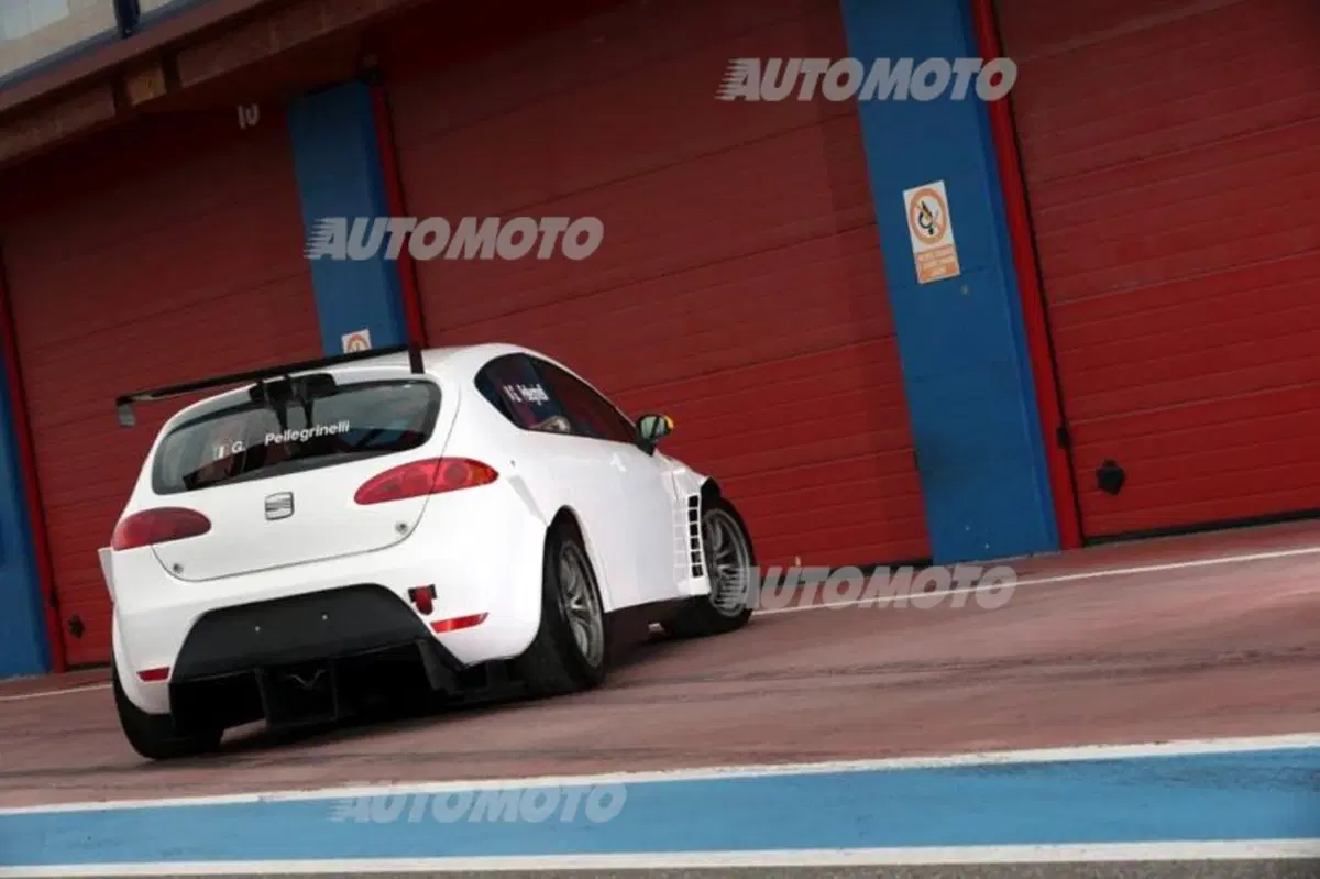 Seat Leon: Racing Inside (23)