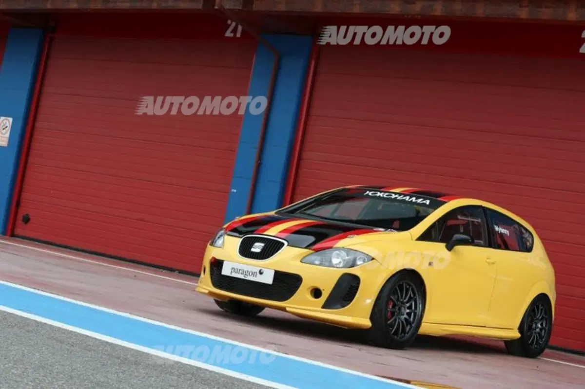 Seat Leon: Racing Inside (24)