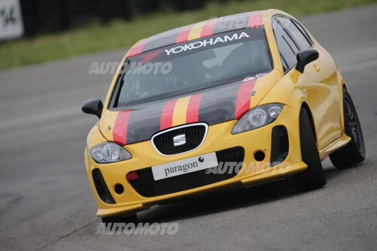 Seat Leon: Racing Inside (36)