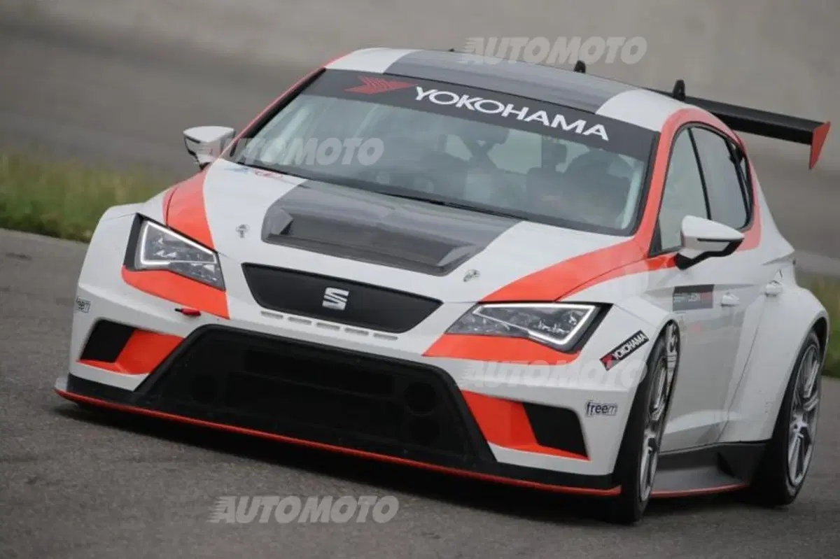 Seat Leon: Racing Inside (39)