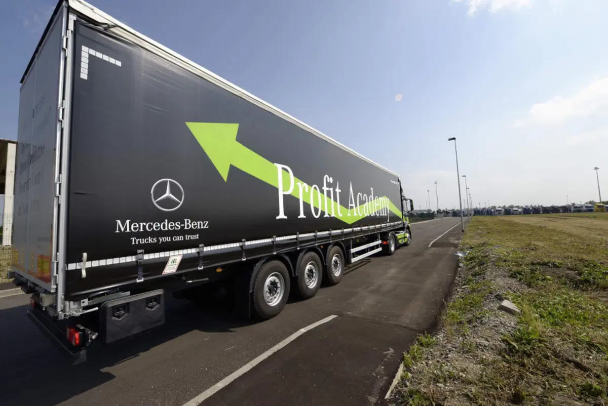 Mercedes Actros: camion a guida autonoma. L'abbiamo provato (10)