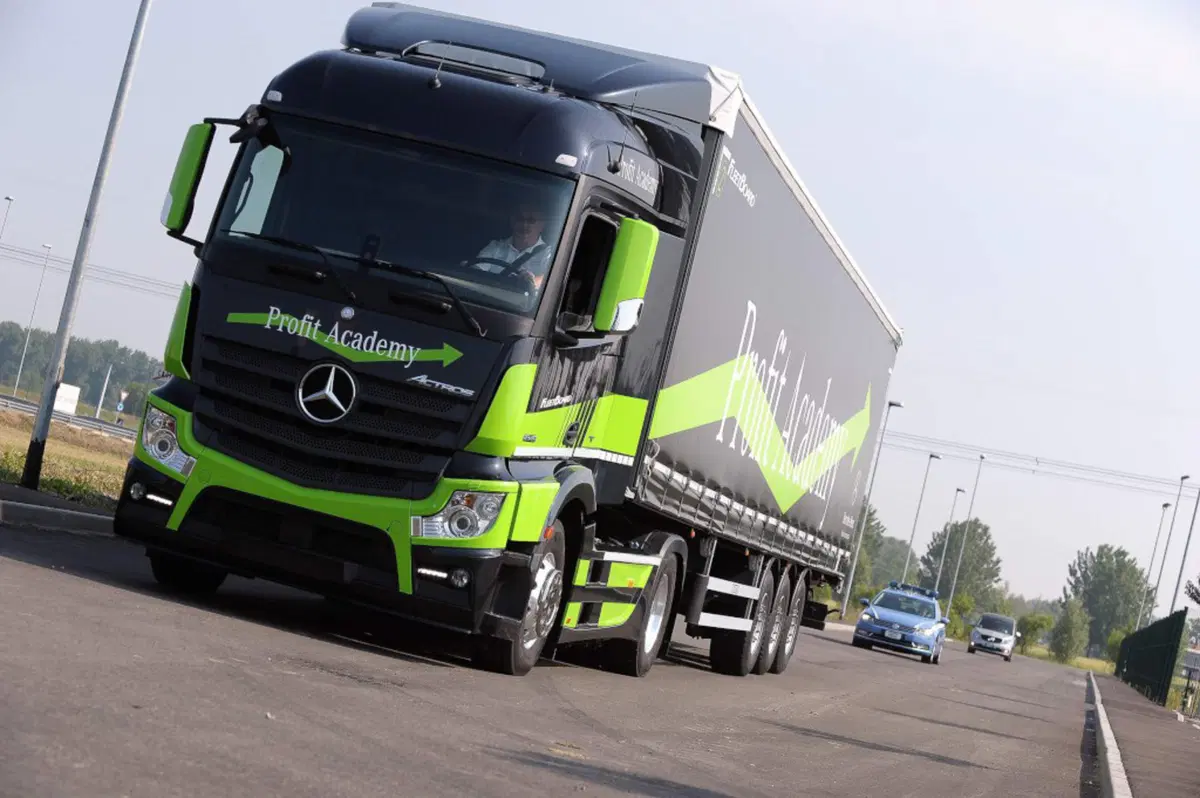 Mercedes Actros: camion a guida autonoma. L'abbiamo provato (12)