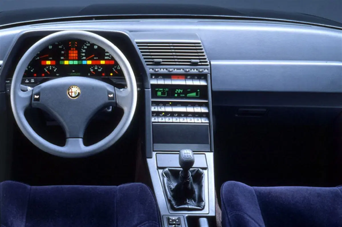 Alfa Romeo 164: l'ammiraglia di fine anni '80 compie 30 anni (5)