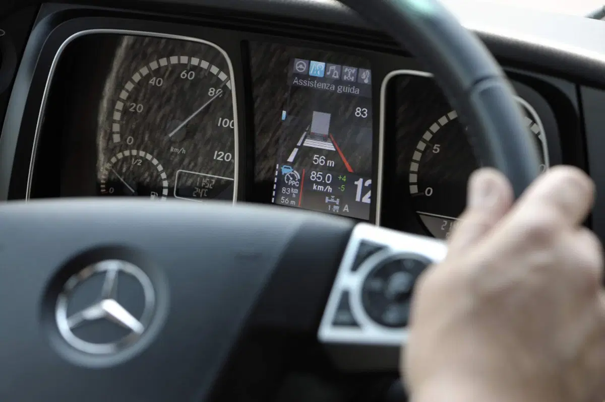 Mercedes Actros: camion a guida autonoma. L'abbiamo provato (19)