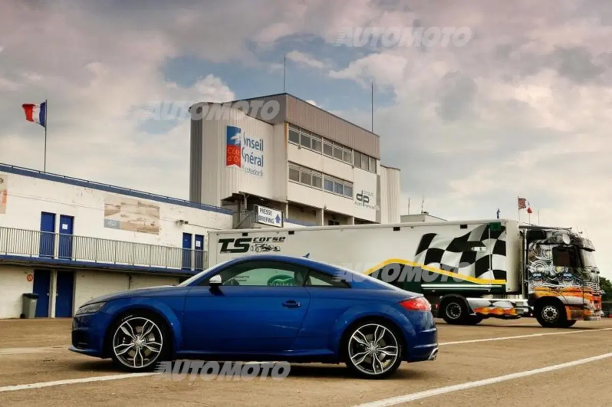 Audi TTS: un viaggio nella culla del Motorsport (49)