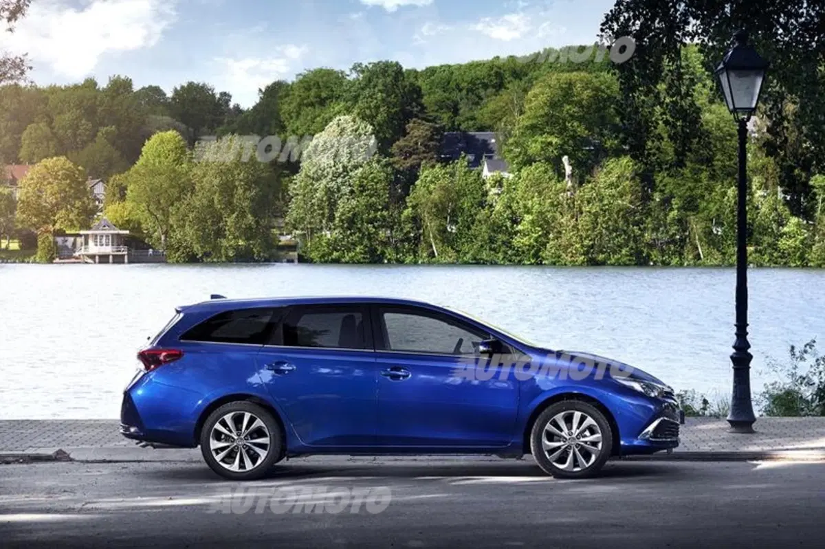 Toyota Auris restyling (5)