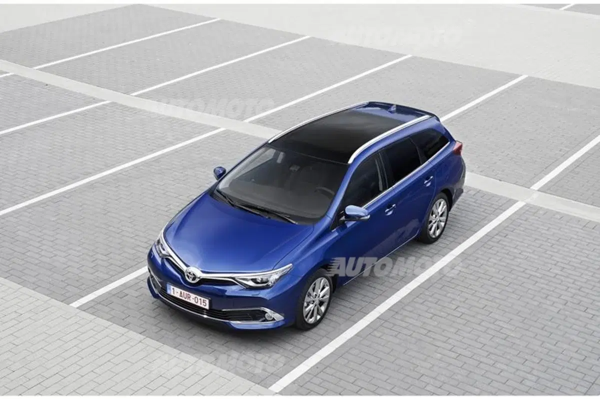 Toyota Auris restyling (10)