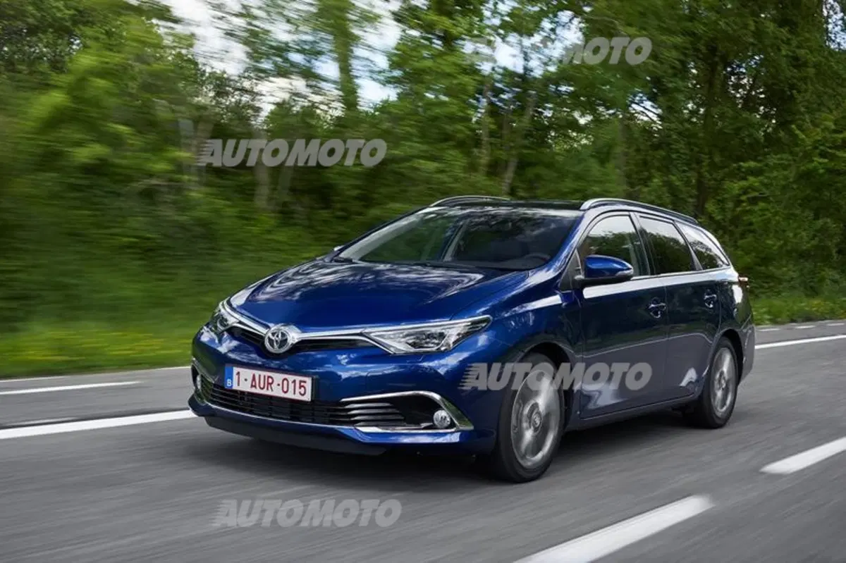 Toyota Auris restyling (11)