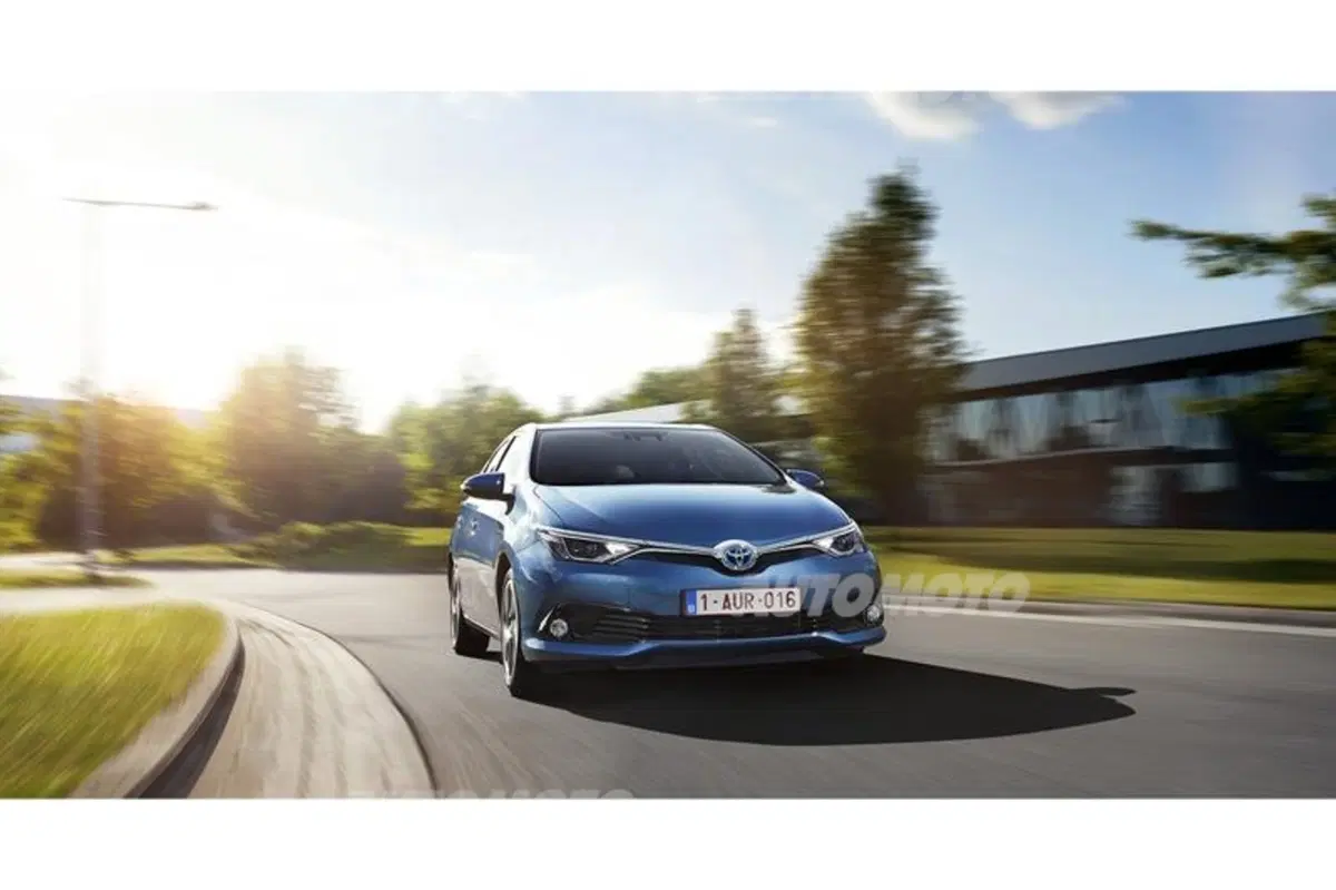 Toyota Auris restyling (34)