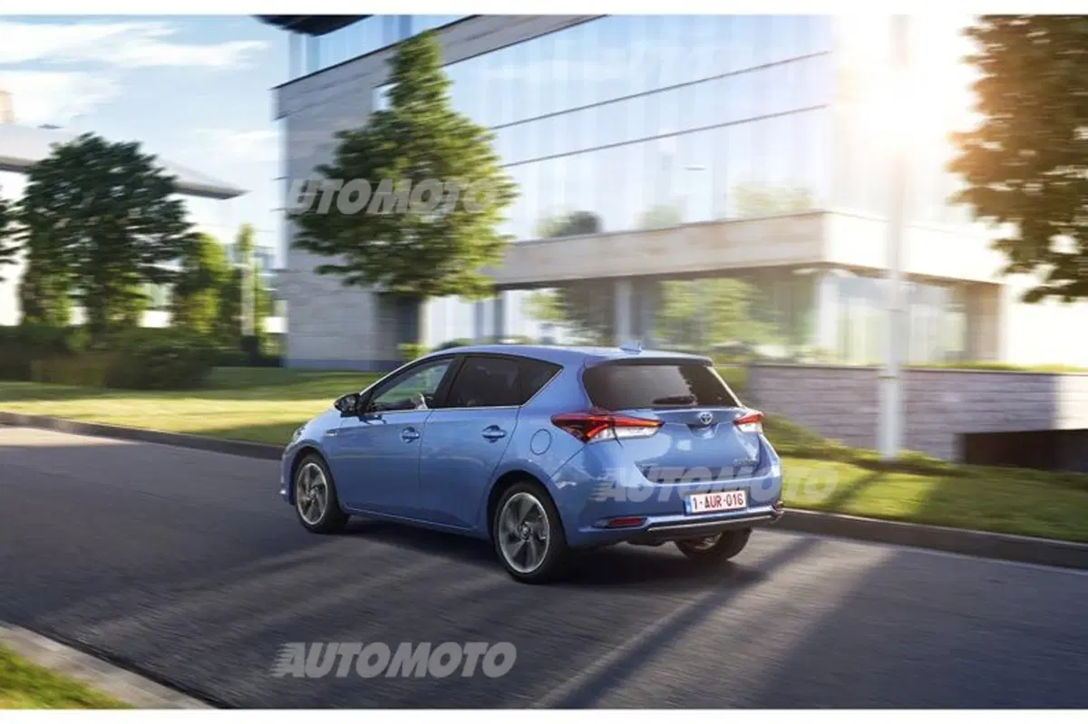 Toyota Auris restyling (35)