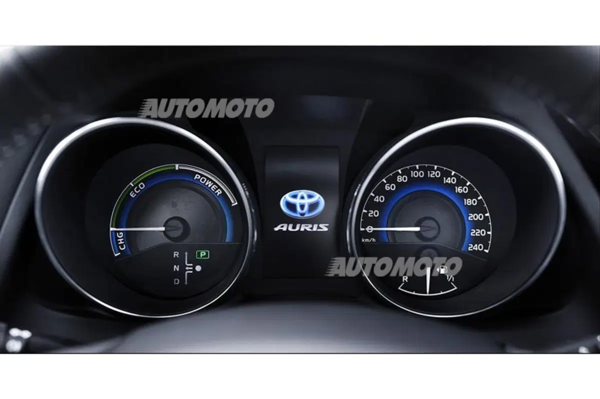 Toyota Auris restyling (46)