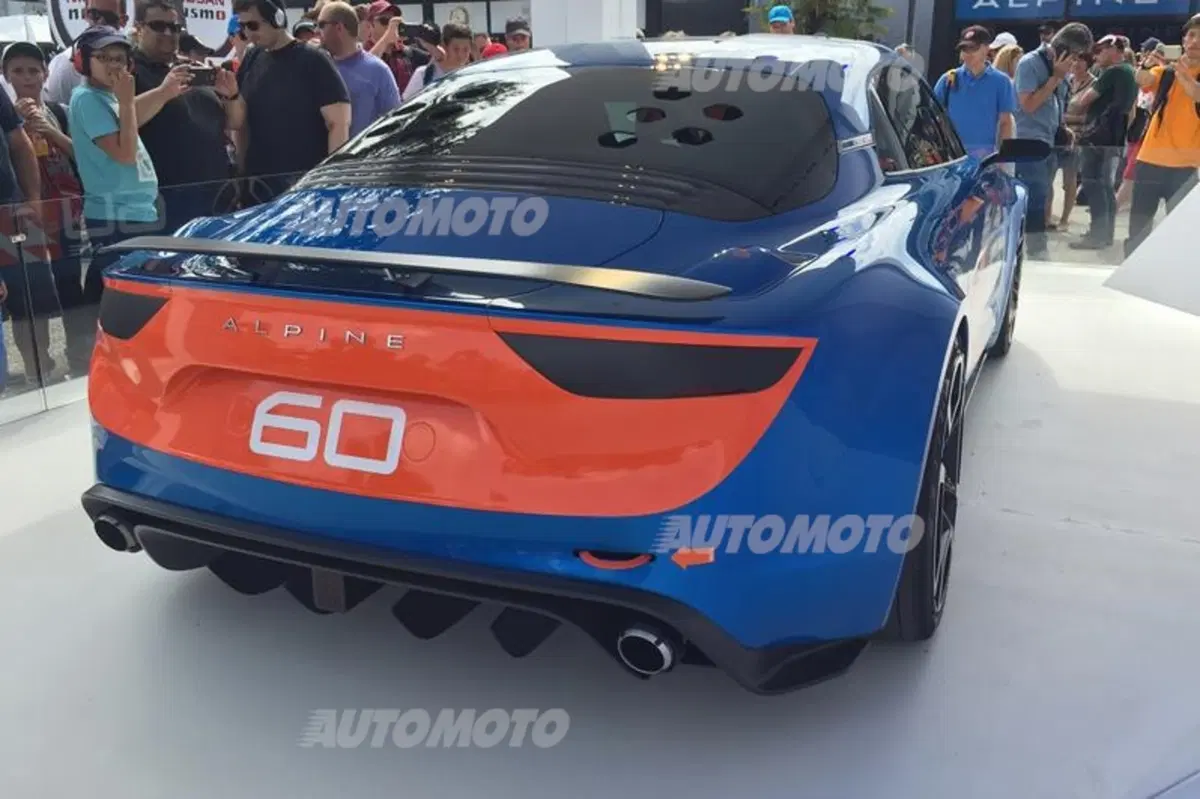 Alpine Celebration concept: anticipa la futura sportiva a motore centrale (5)