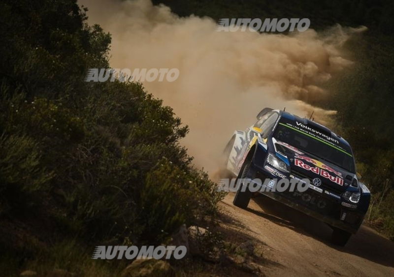 WRC Italia Sardegna, Day 2. Paddon rallenta, Ogier (VW) era in agguato