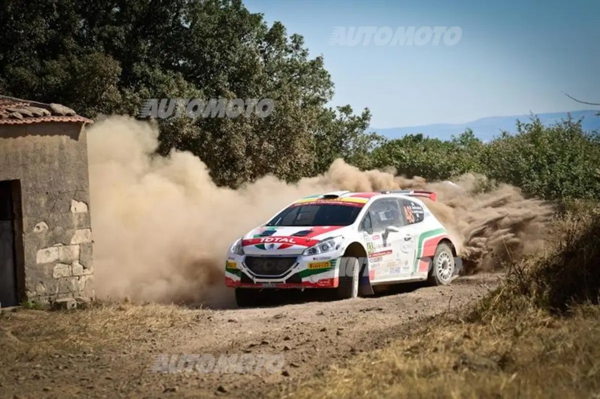 WRC Italia Sardegna. 208T16-Live. «Una montagna all’improvviso in mezzo alla pista!» (2)