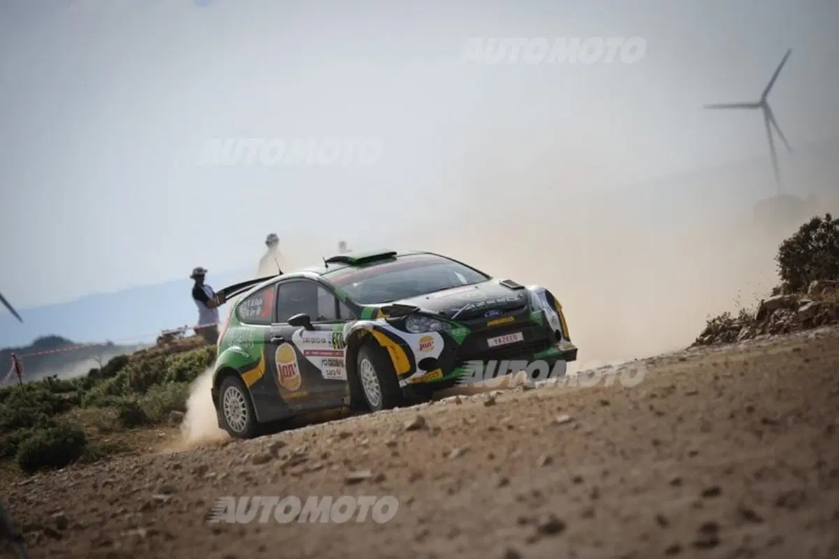 WRC Italia Sardegna. Ogier (VW) vittoria e autografo (11)