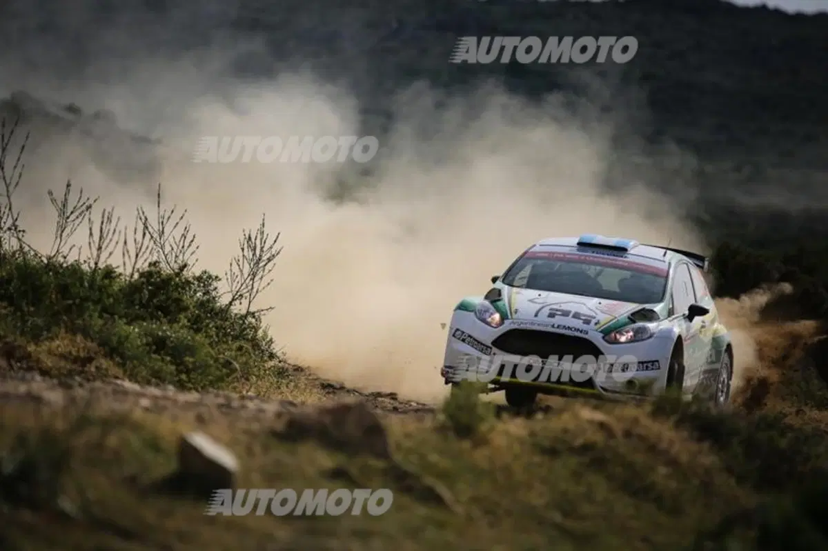 WRC Italia Sardegna. Ogier (VW) vittoria e autografo (17)