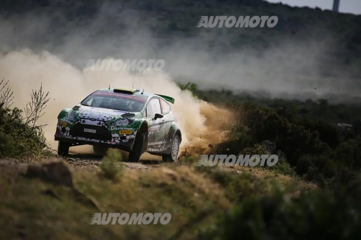 WRC Italia Sardegna. Ogier (VW) vittoria e autografo (26)