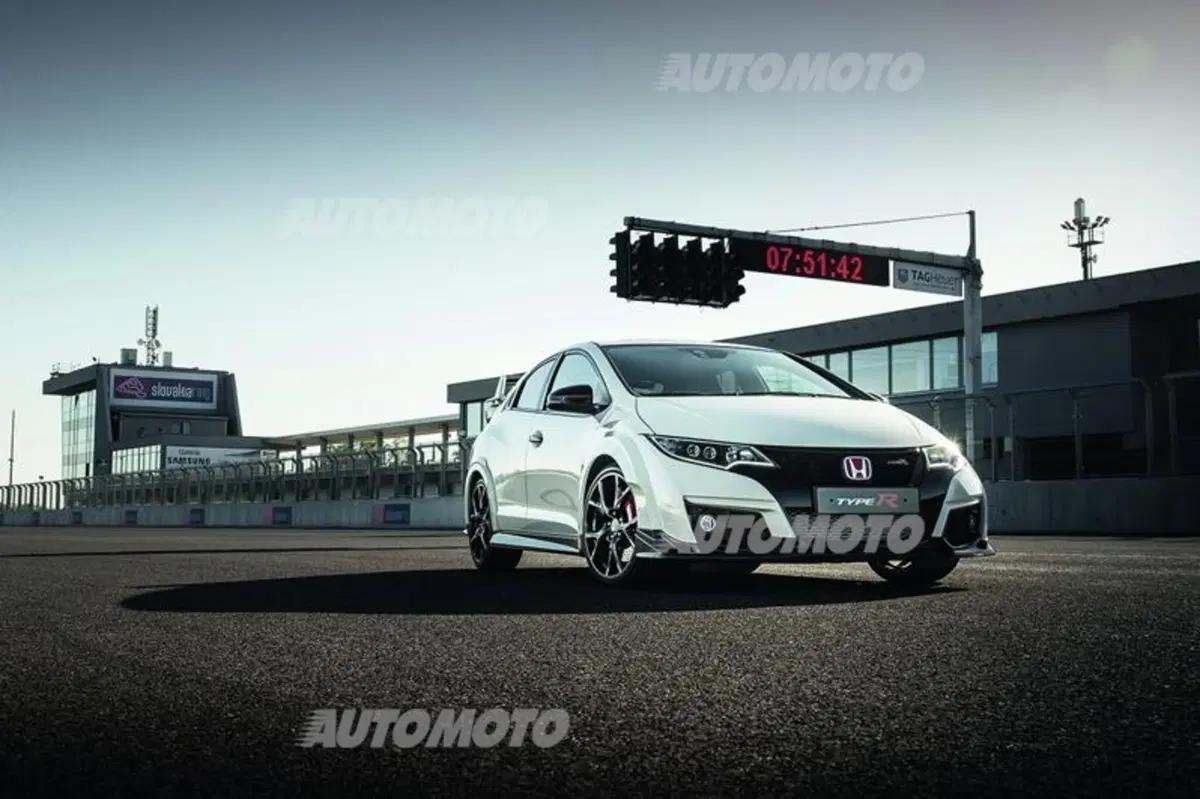 Yanagisawa, Honda: «Il 2.0 VTEC Turbo non fa rimpiangere i vecchi aspirati» (13)