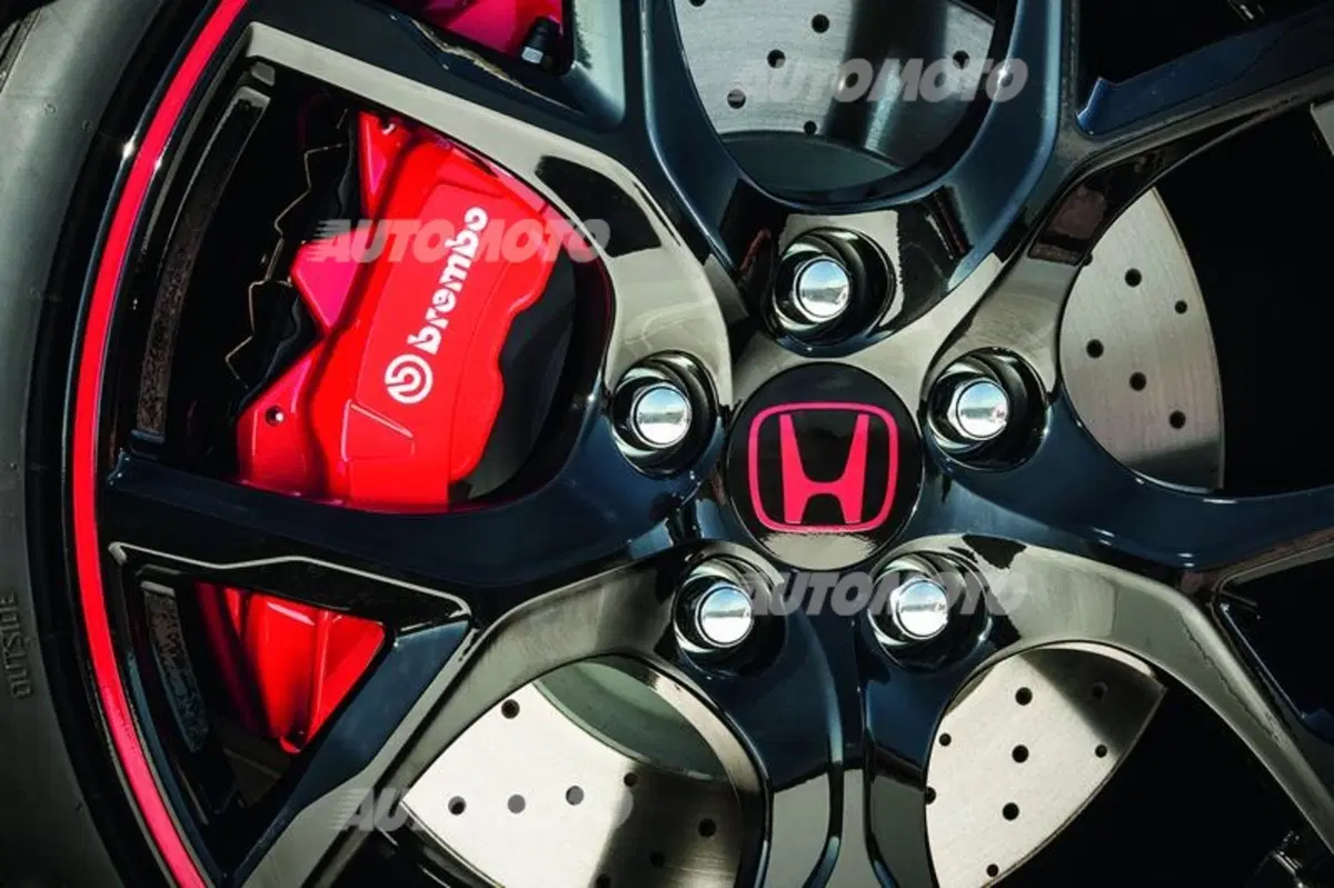 Yanagisawa, Honda: «Il 2.0 VTEC Turbo non fa rimpiangere i vecchi aspirati» (25)