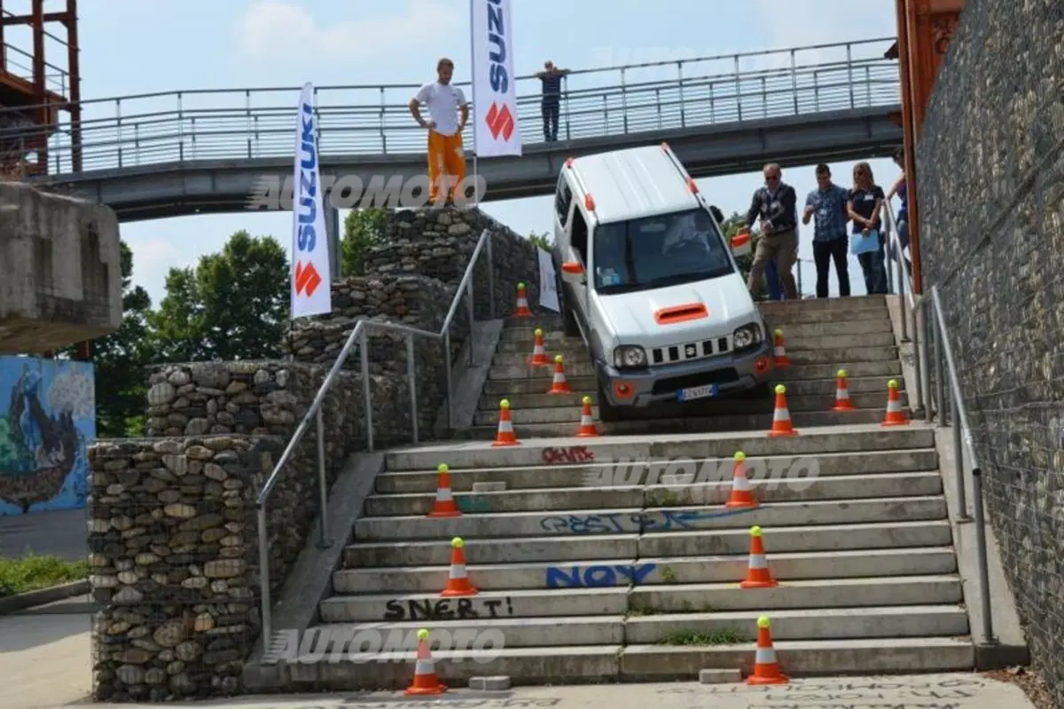 Suzuki Jimny Street (8)