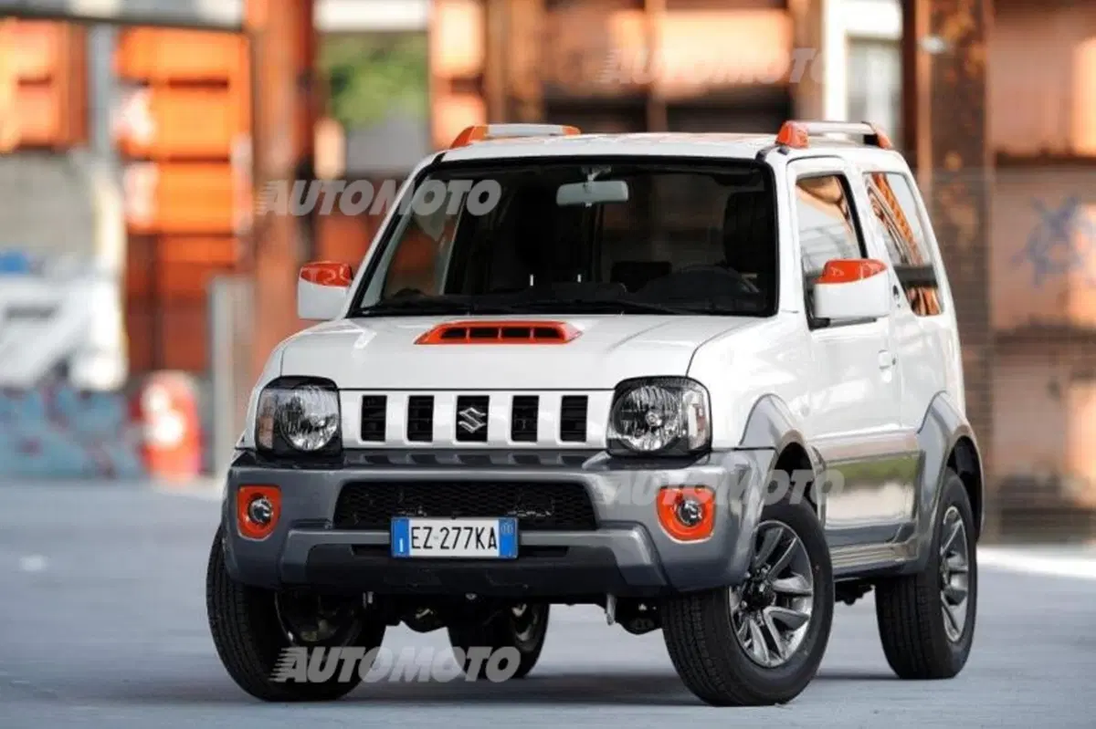Suzuki Jimny Street (22)