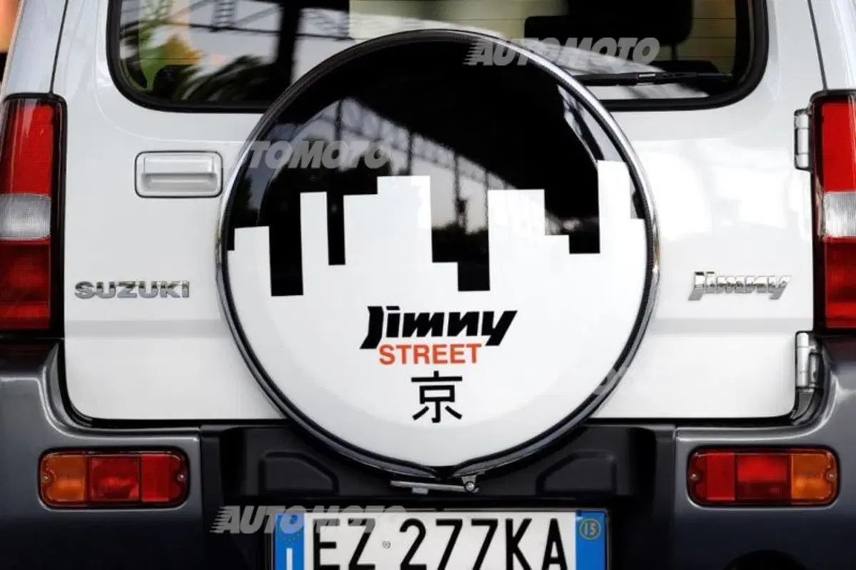 Suzuki Jimny Street (24)