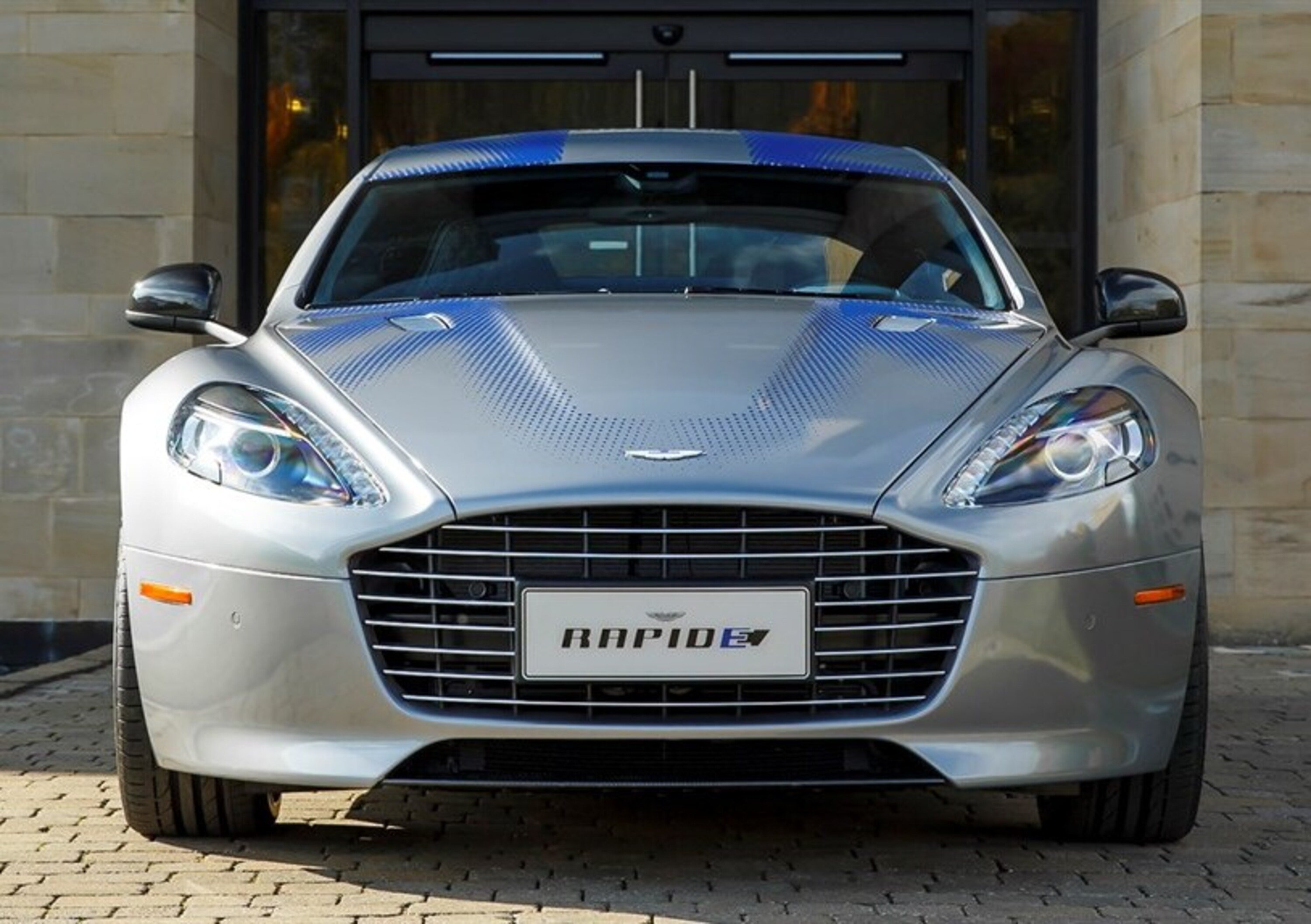 Aston Martin, la prima elettrica arriver&agrave; nel 2019