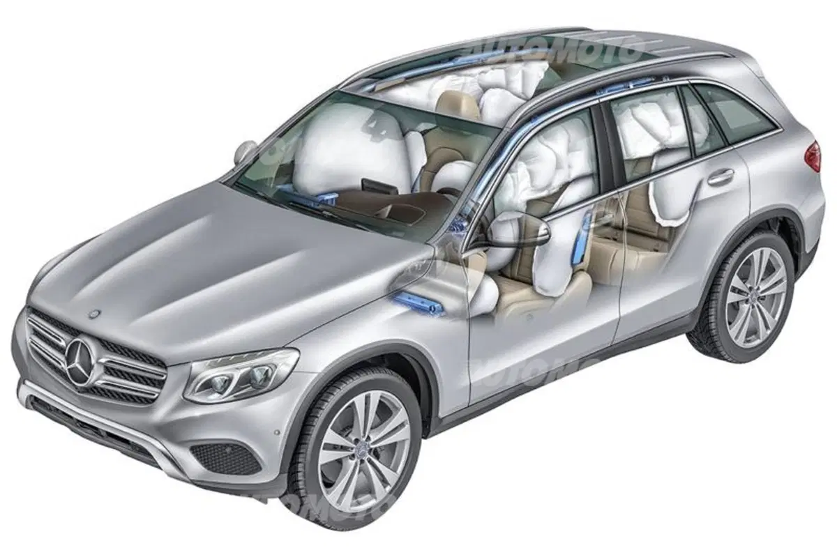 Mercedes GLC: ecco la nuova GLK, tutti i dettagli (26)