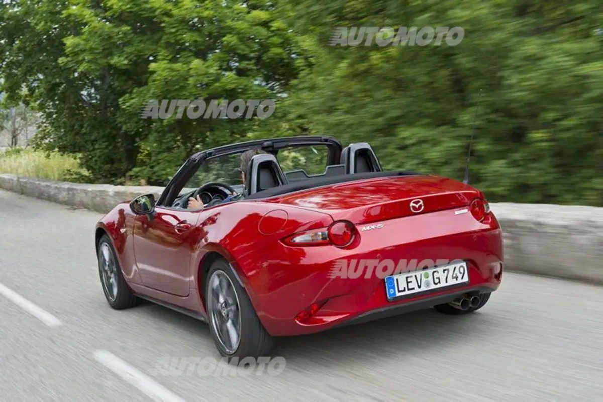 Nuova Mazda MX-5 (3)