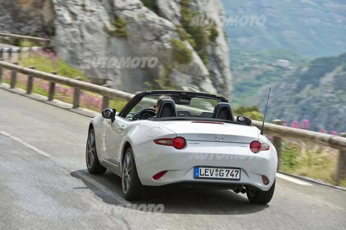 Nuova Mazda MX-5 (4)