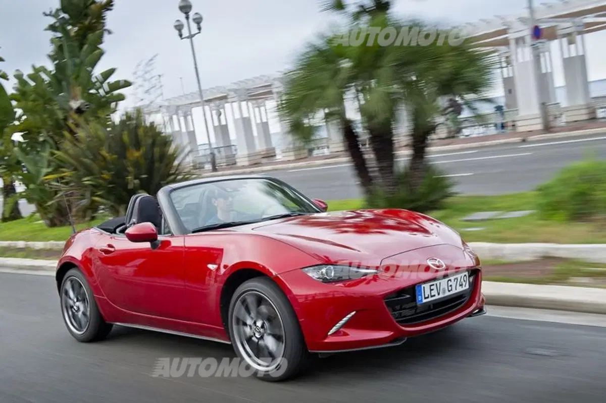 Nuova Mazda MX-5 (5)