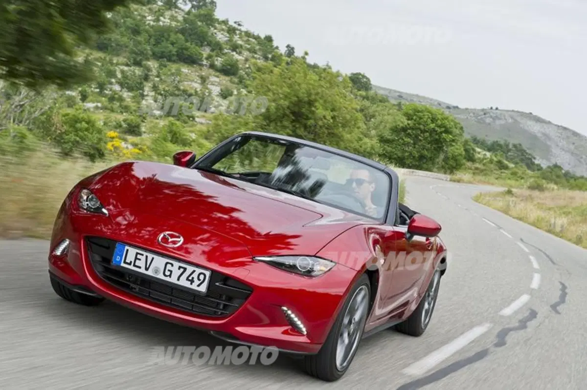 Nuova Mazda MX-5 (8)